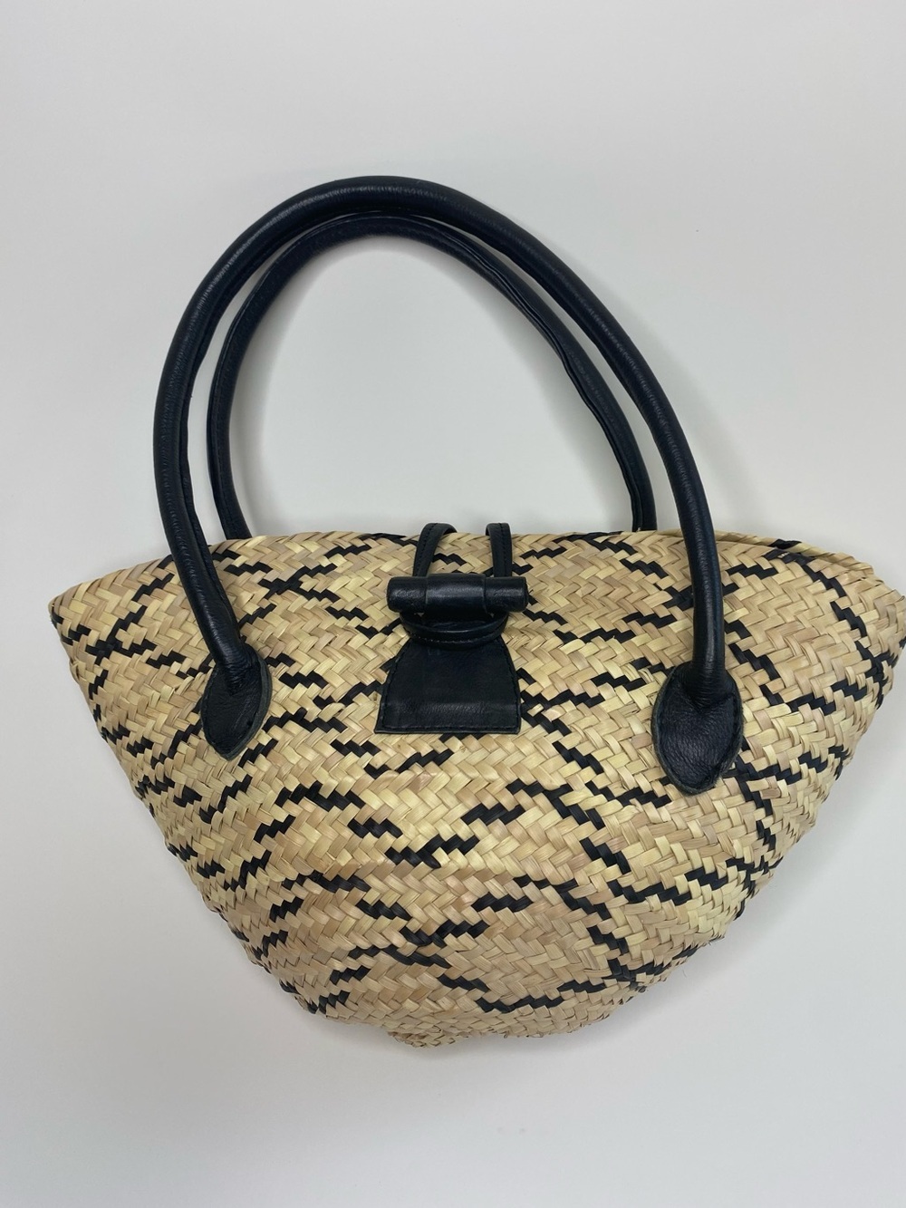 Woven Straw and Leather small tote bag Beach Resort Summer Vaca
